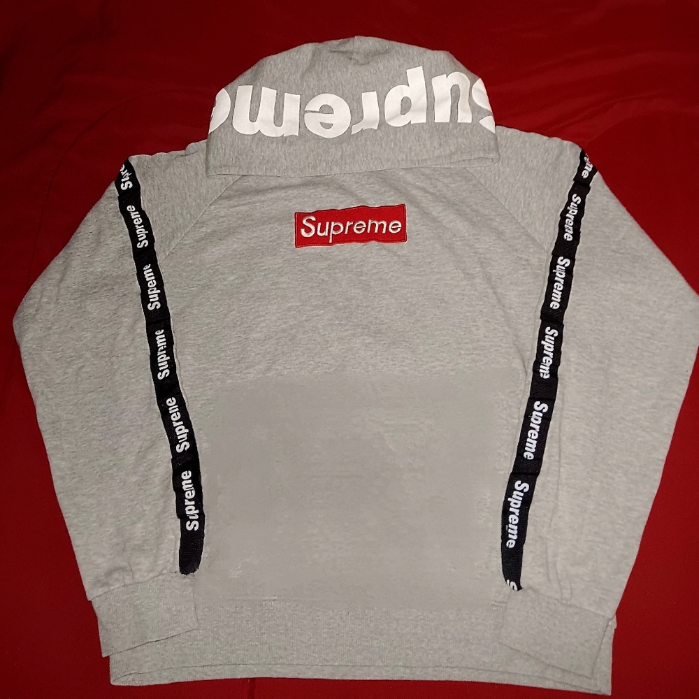 Supreme Logo Hoodie.